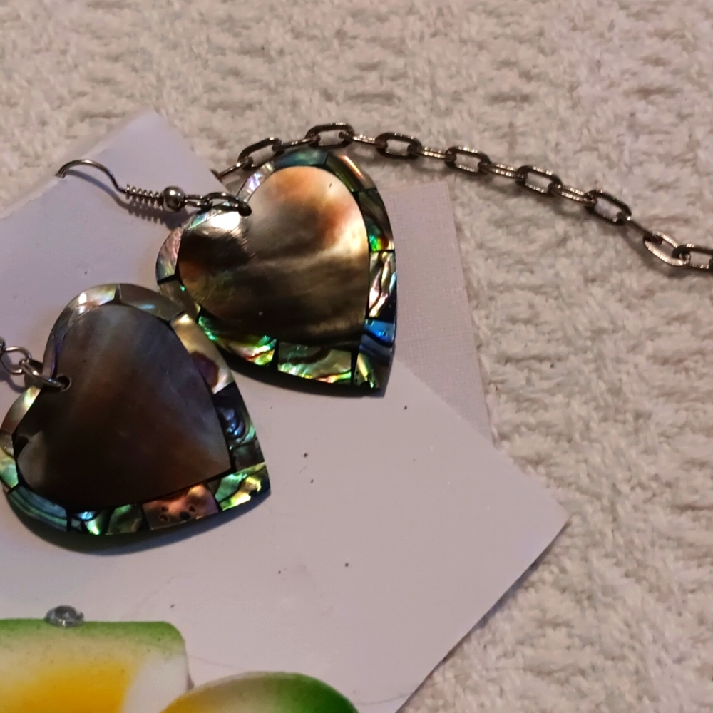 Green 💚 glamorous vintage set of jewelry